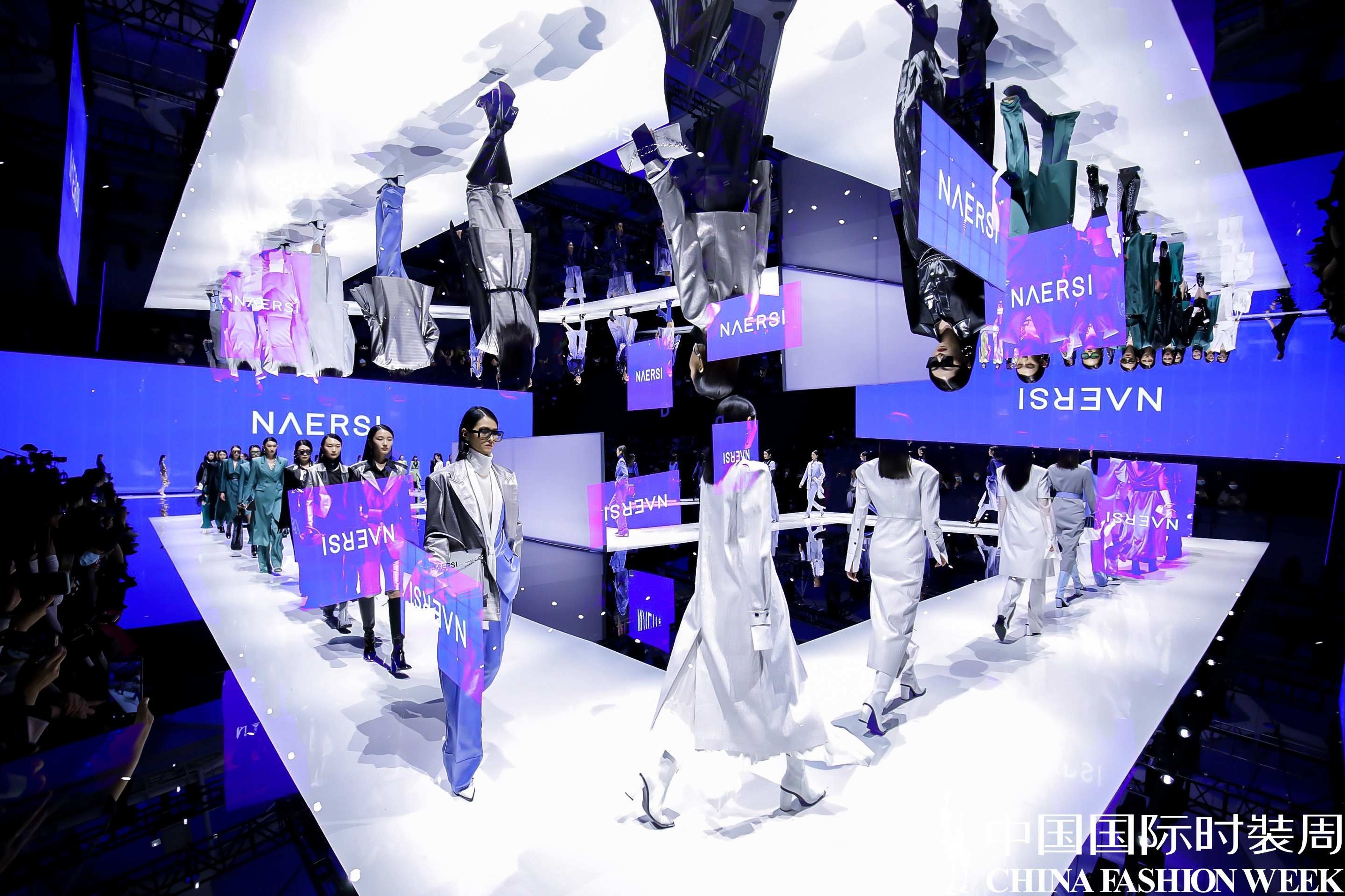 把秀场搬进水立方，NAERSI 25°LAN大秀真的太可了