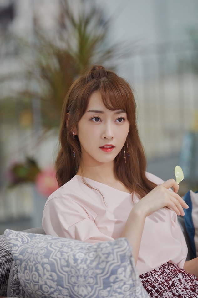 宣璐《青春创世纪》化身美女主播 演绎佛系少女奋斗史_凤凰网