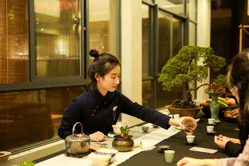 拜佛、供灯、品茶、吃汤圆……快来一起夜游雪窦禅境