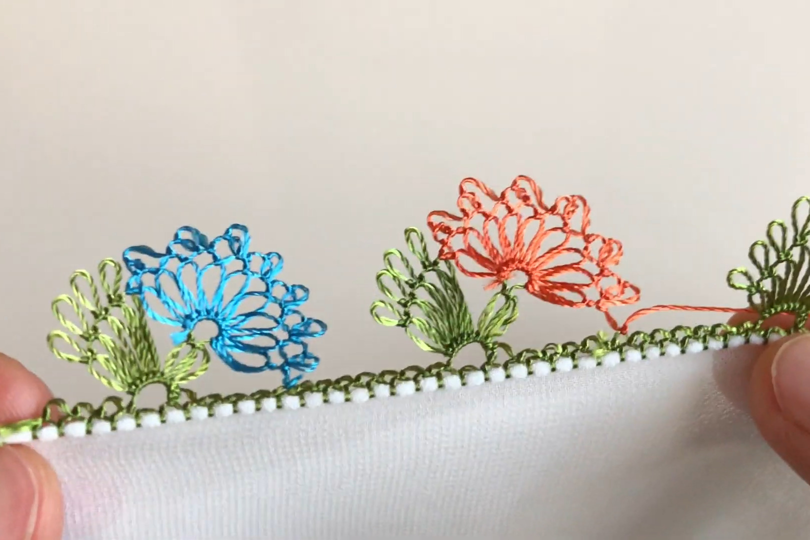 手工刺繡教程彩蓮高級定製花邊