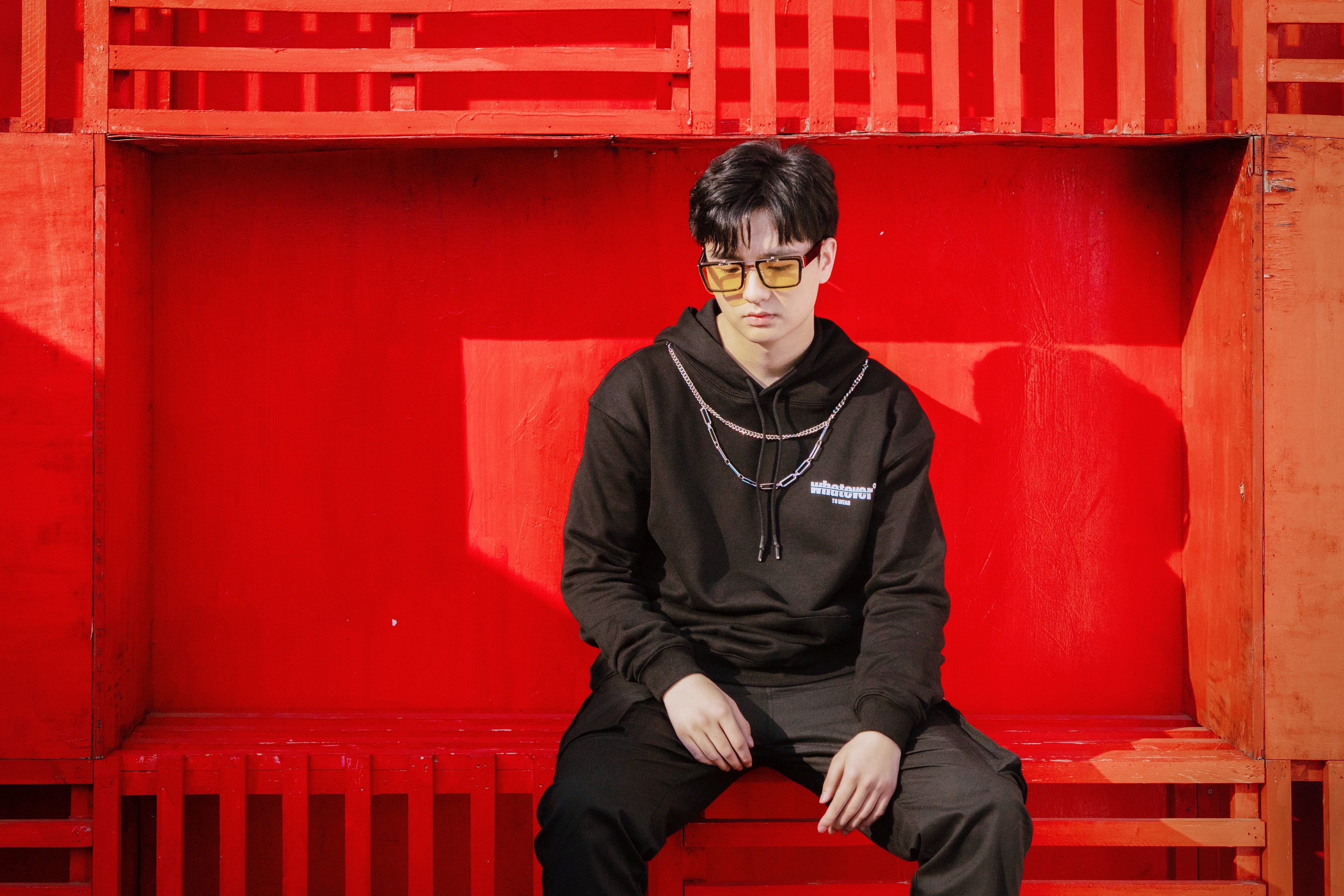 赵政豪个人原创新专首单《咻咻》暖甜上线 邂逅冬日缤纷心动_凤凰网