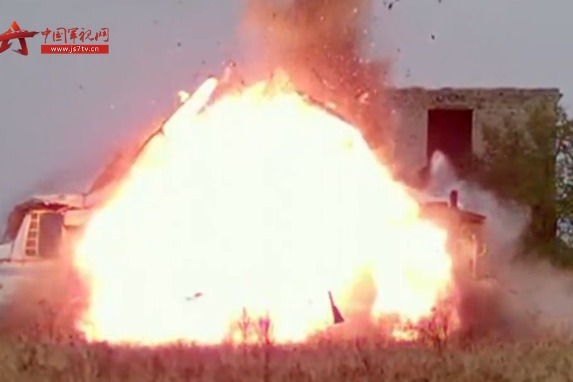 高能燃料二次爆炸 云爆弹是如何杀伤目标的？