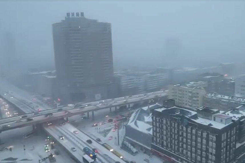 哈尔滨迎来首场大雪