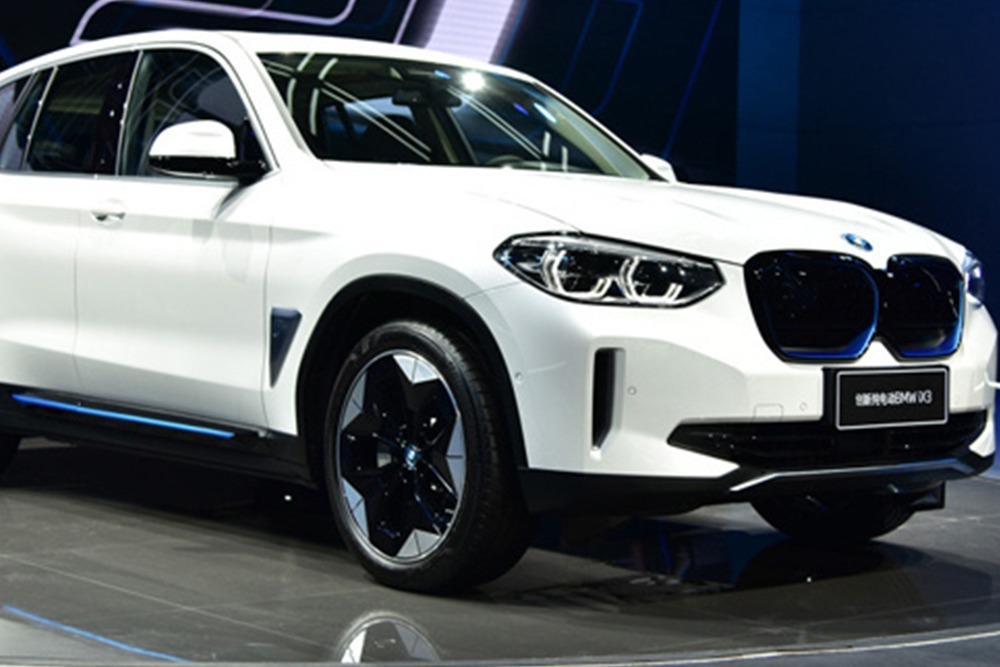 宝马X3纯电动上市，售价46.99-50.99万元，续航同级领先
