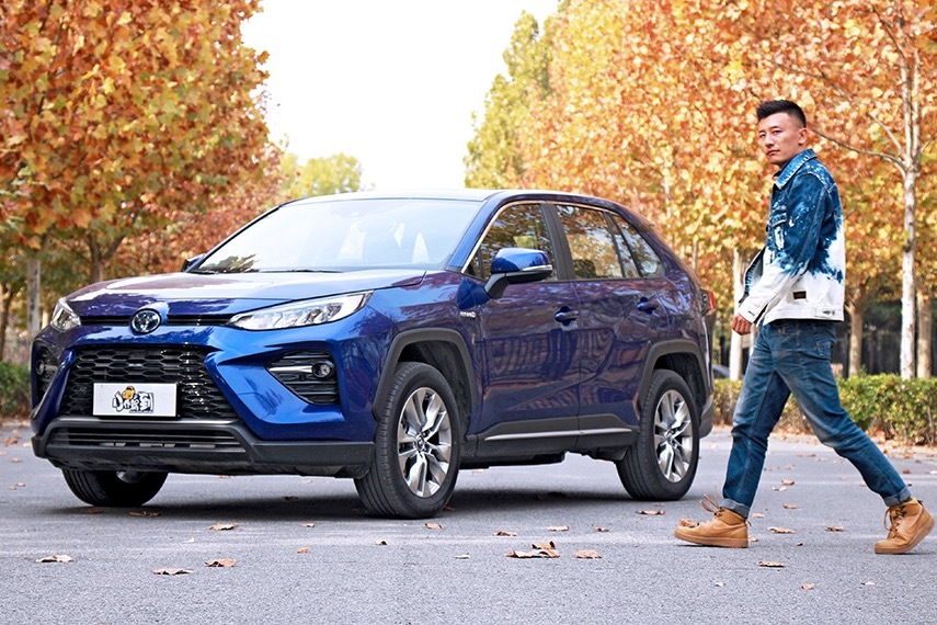 威兰达只是耐撞而已？太片面了！还贼好开呢