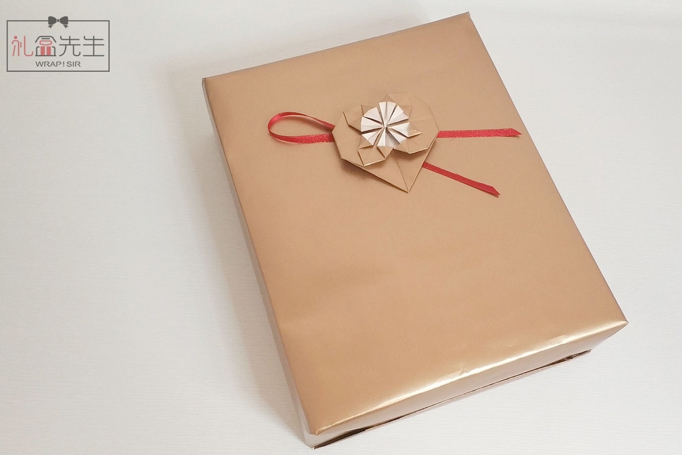 如何包装简单又漂亮的礼物盒？四方形礼物包装教程