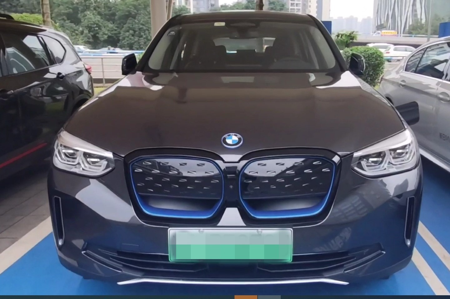 宝马IX3值得买吗？茉莉试驾之后告诉你