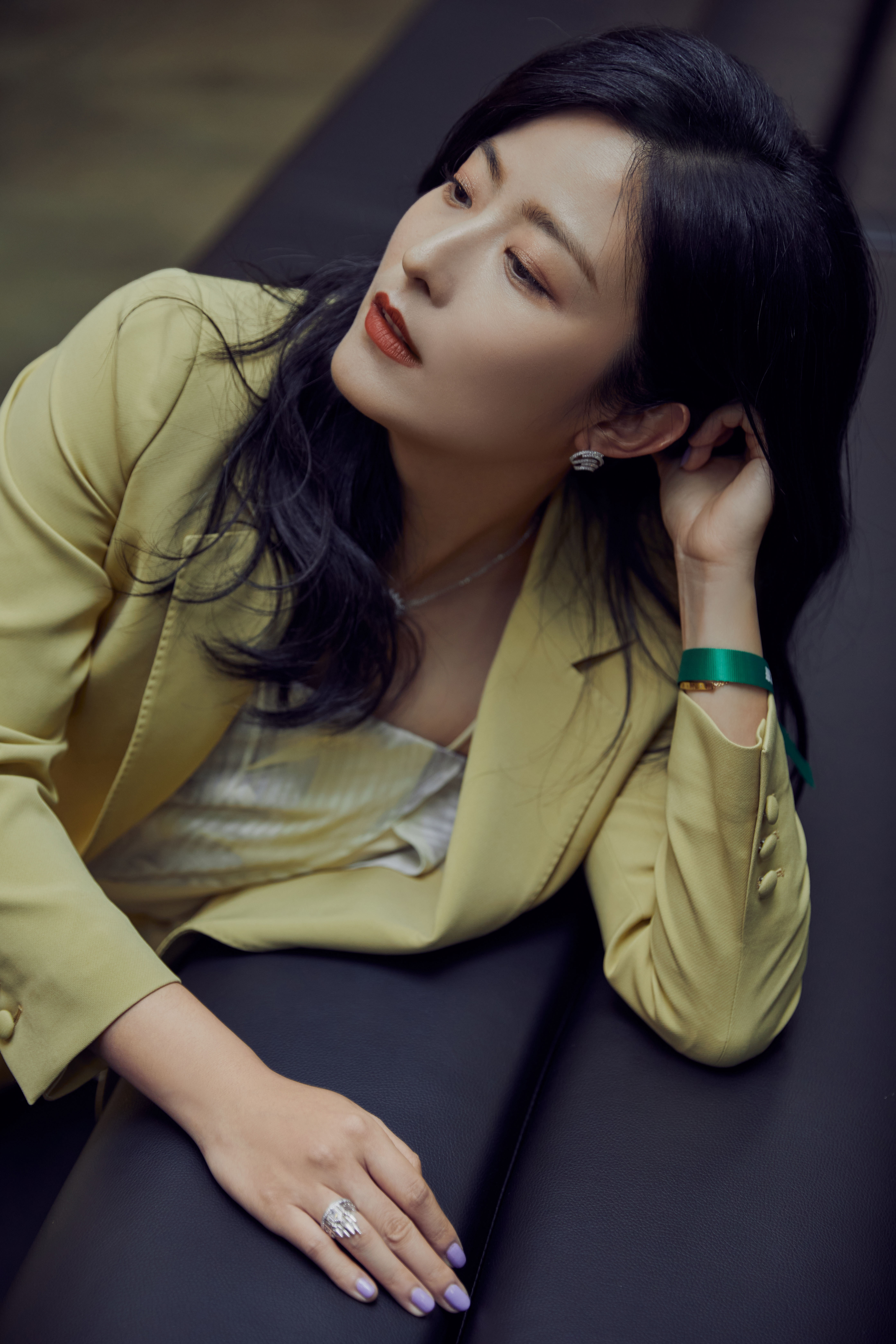 徐百慧亮相轻松筹公益盛典 温暖笑容传递暖心力量