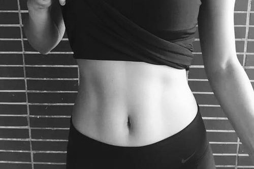 倩狐减肥运动：21天简单易学的马甲线运动