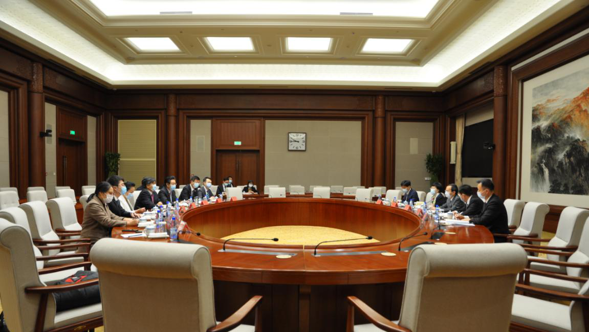 凤凰新闻:北京市委常委、副市长殷勇会见 跨国会及世界500强SAP公司领导 凤凰新闻:北京市委常委、副市长殷勇会见 跨国会及世界500强SAP公司领导
