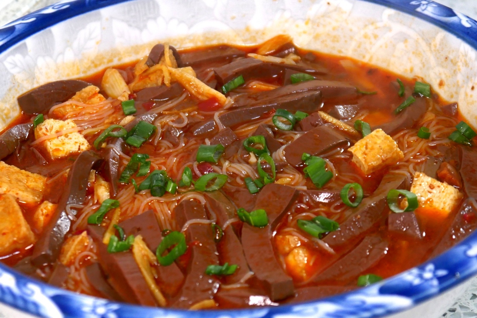 南京回味鸭血粉丝汤(应天大街店)好吃吗,回味鸭血粉丝汤(应天大街店)味道怎么样,环境/服务好不好_点评_评价【携程攻略】