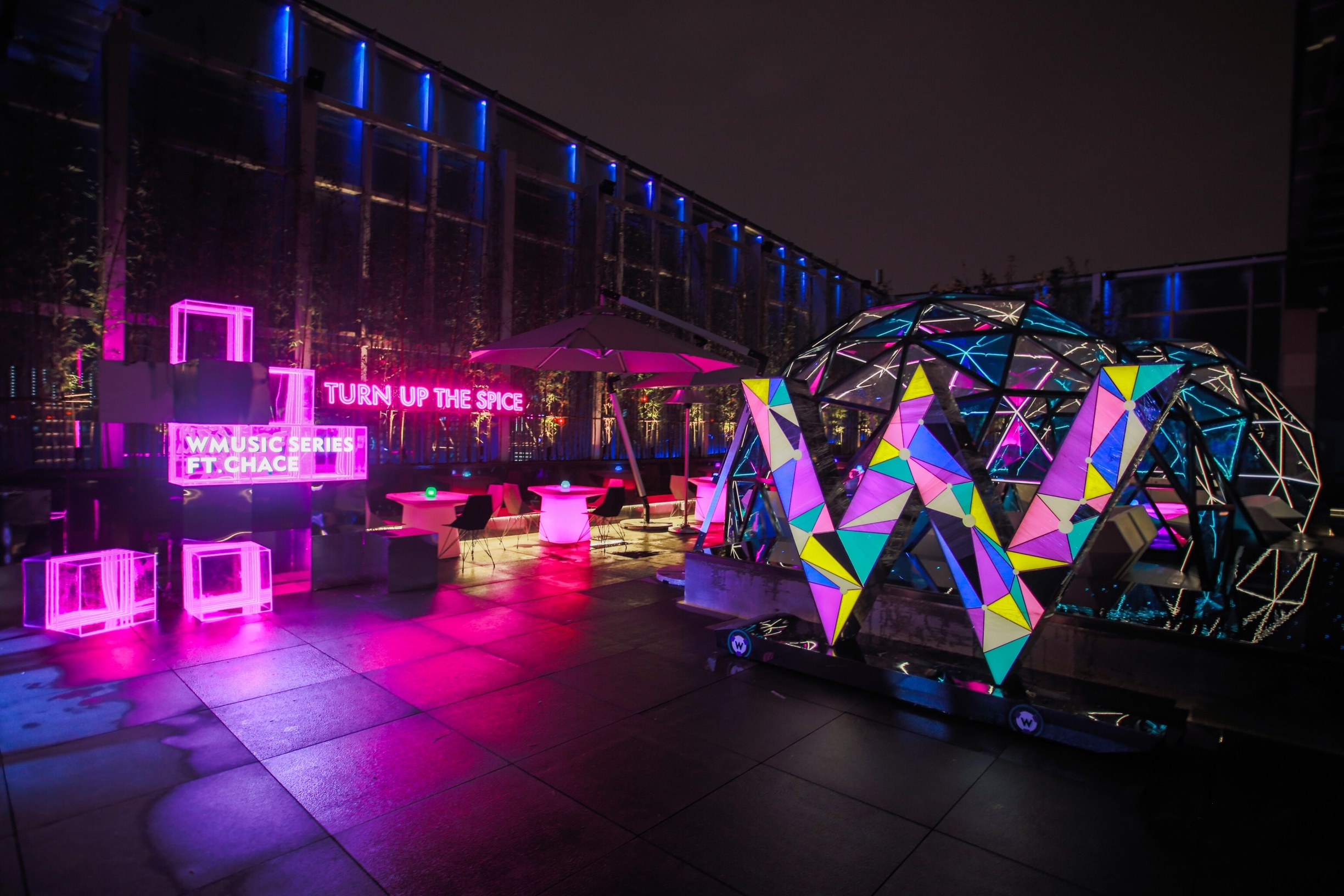 w酒店「w寻乐季」燃情开启