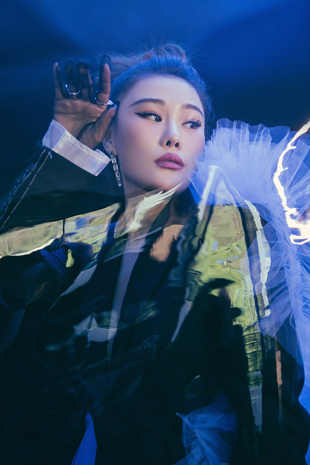 袁娅维咪咕音乐盛典火力全开 获年度最佳突破歌手大奖