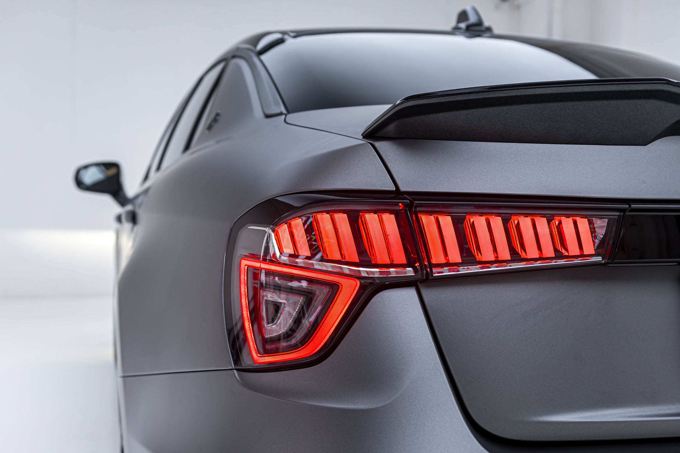 国产神车领克03 金属战斗灰改色-西安魔度再出手