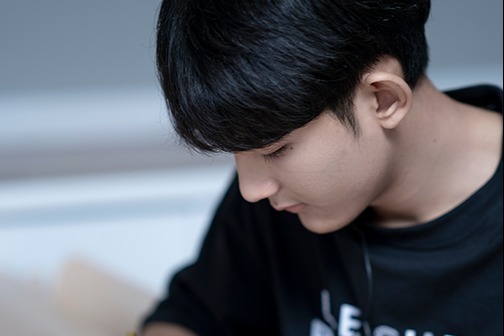 中泰头条xfirstanuwat独家专访