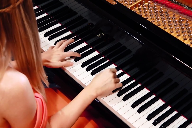 钢琴女神阿娜斯塔西娅