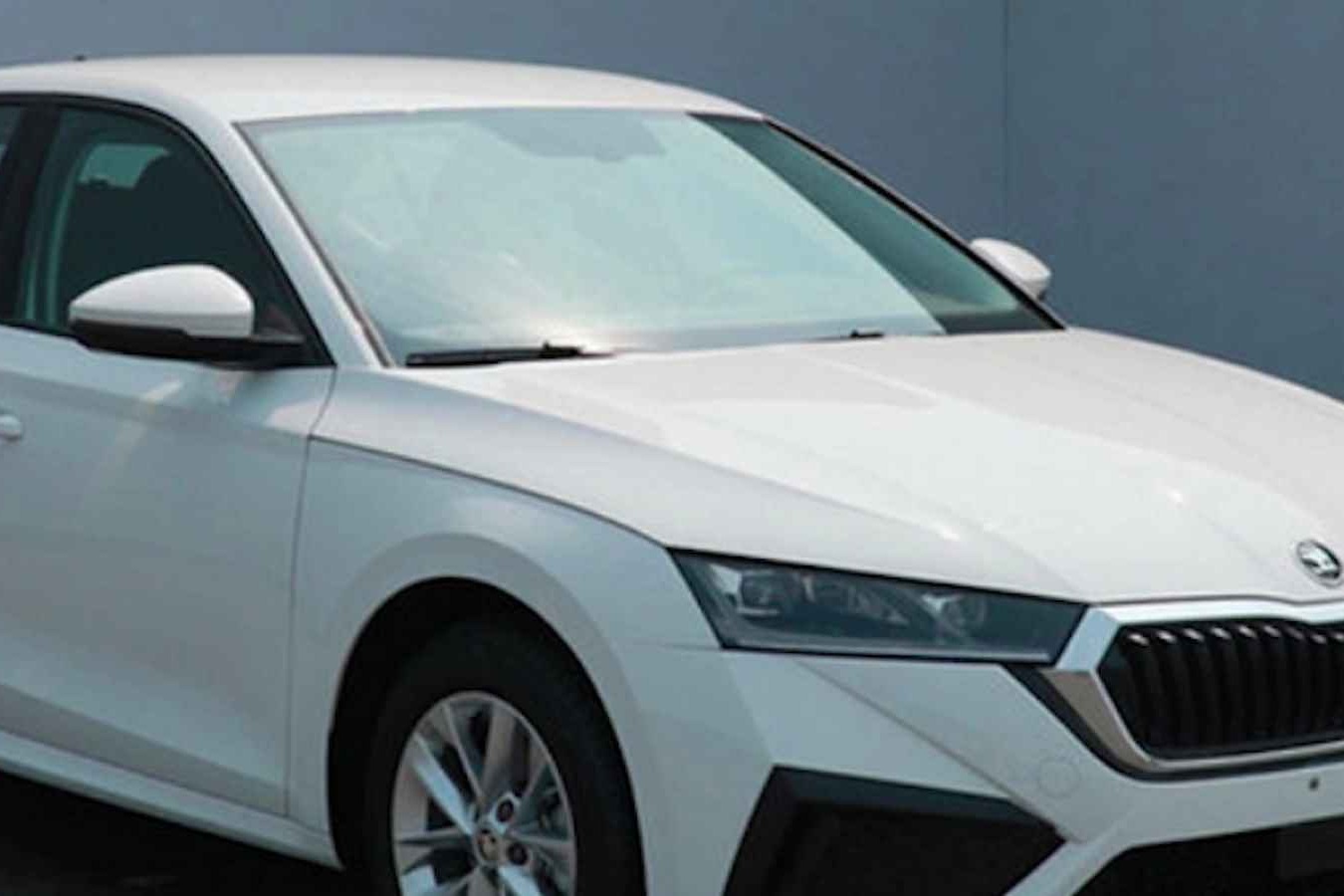 新款斯柯达明锐PRO曝光，尺寸全面加长，网友直呼“小速派”来了!