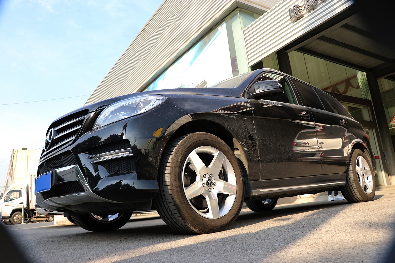 奔驰ml400升级改装19寸锻造定制款大五福轮毂