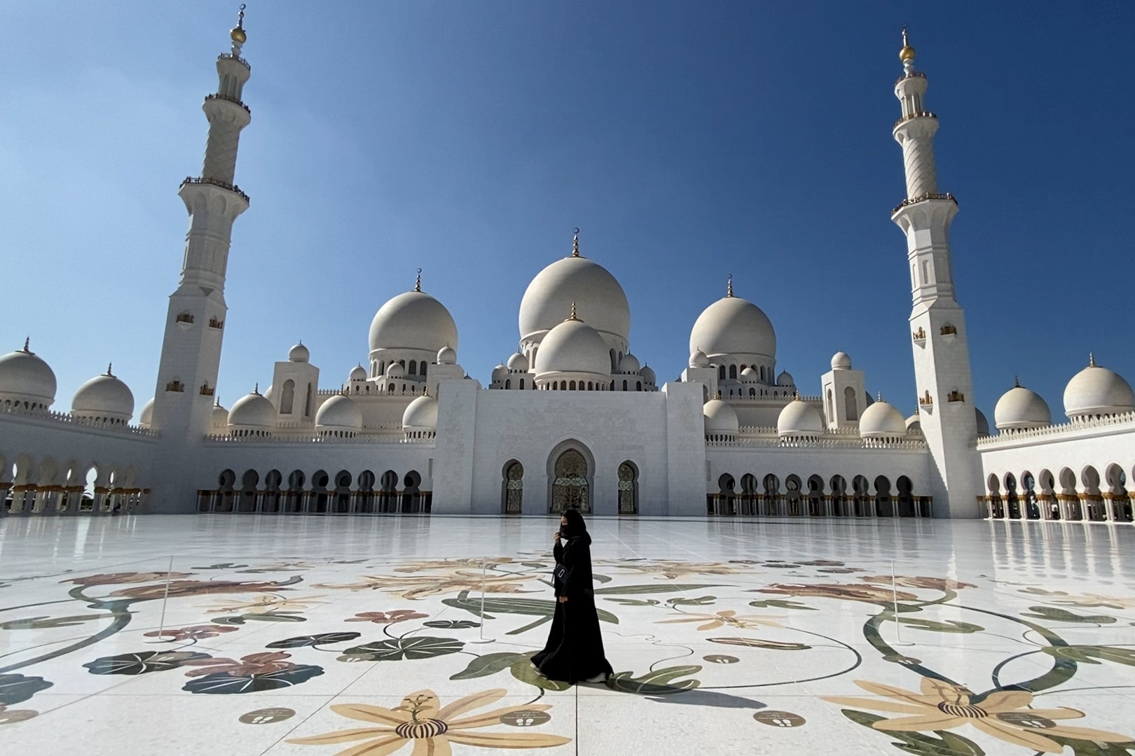 思窝蓝迪拜：阿布扎比谢赫扎耶德清真寺，包场旅拍百年难遇