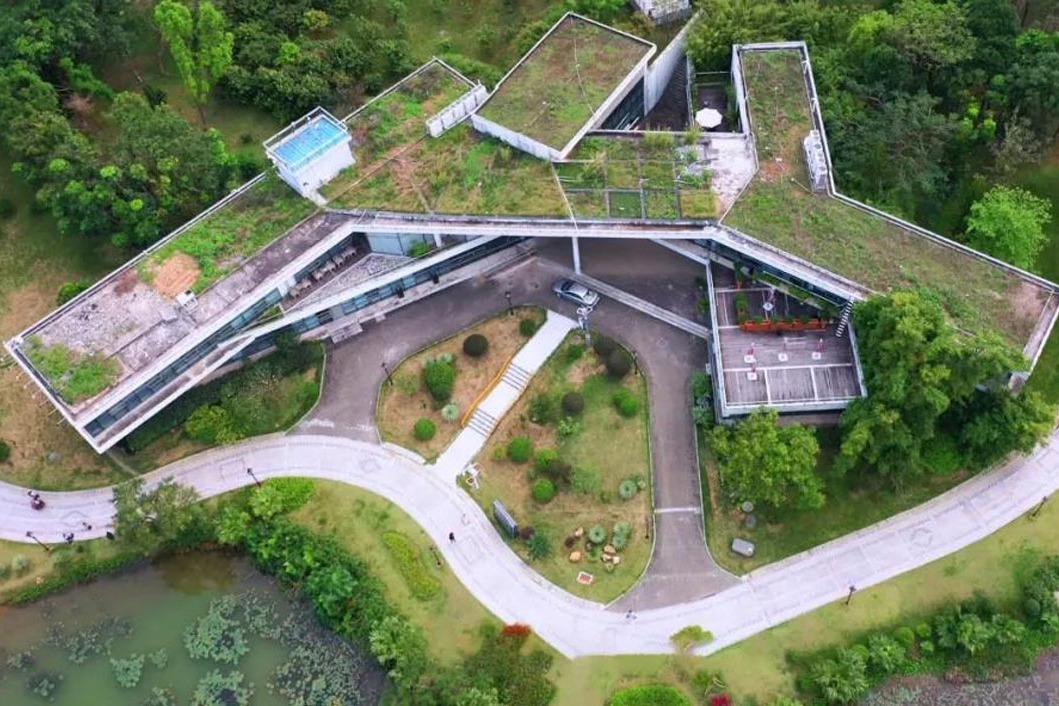 万行书院这辈子为女身是上辈子没修好吗