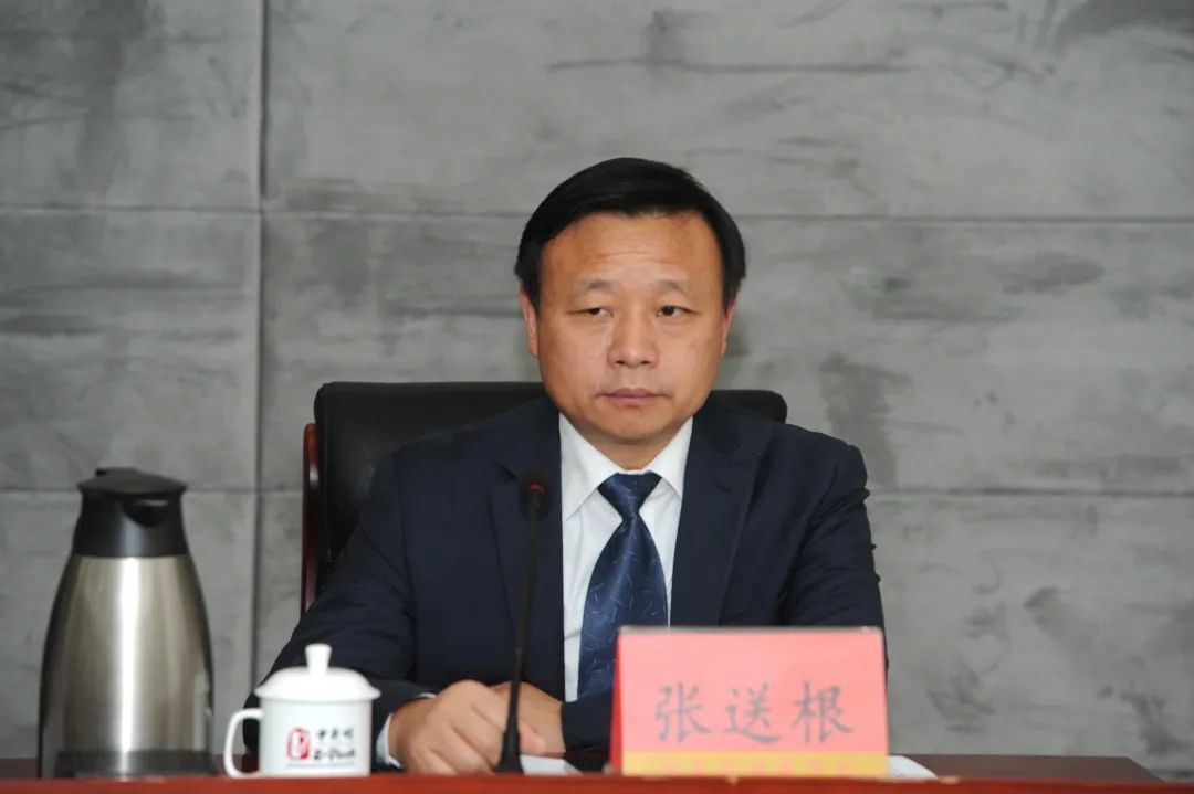 天智航董事长张送根先生说道:"天智航等医疗机器人生产企业将积极参与