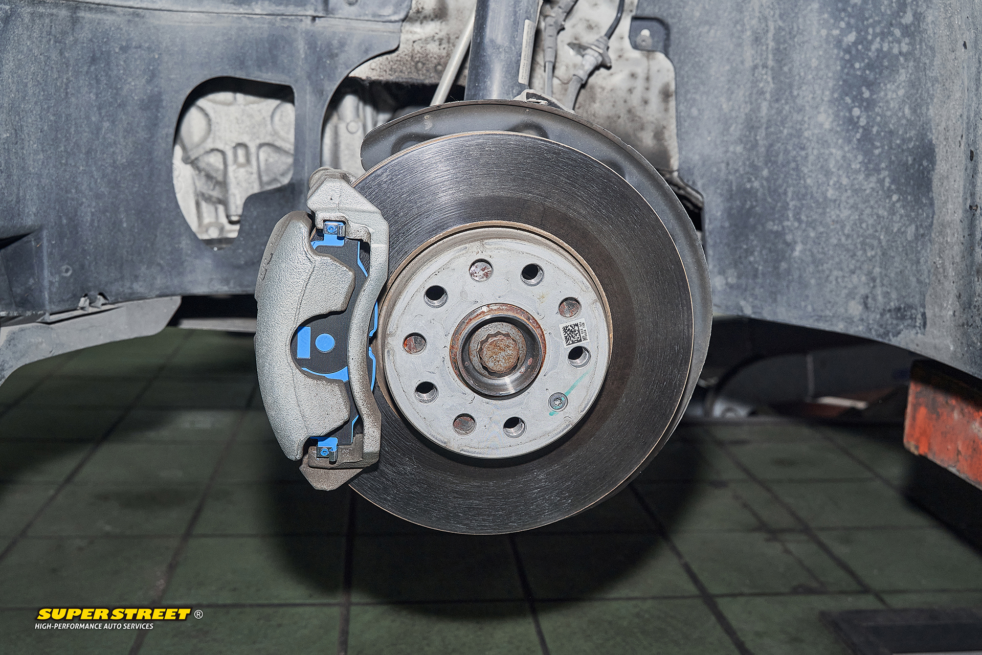 大众高尔夫嘉旅更换endless mx72高性能刹车片