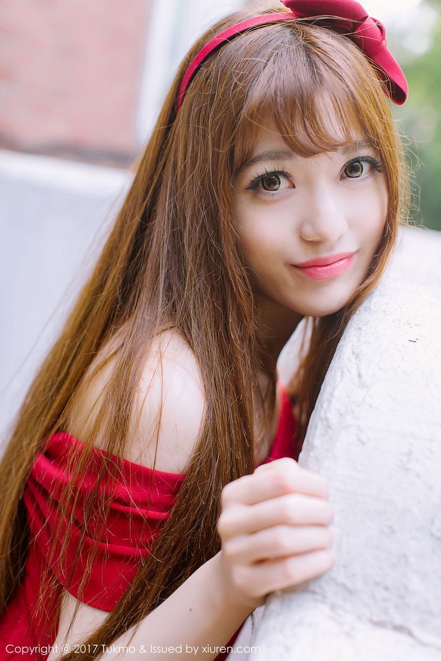 气质优雅美女性感抹胸迷你裙清纯街拍__凤凰网