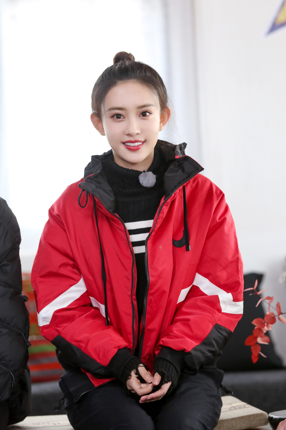 孟子义马尾辫造型现身《奔跑吧》 游戏环节身姿轻盈惊喜连连_凤凰网