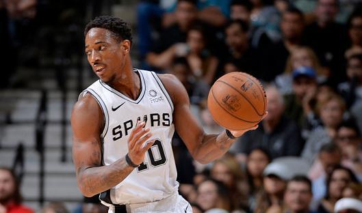 赶快交易吧!德罗赞再次伤害球队,绝杀永远投不进,马刺留着干嘛