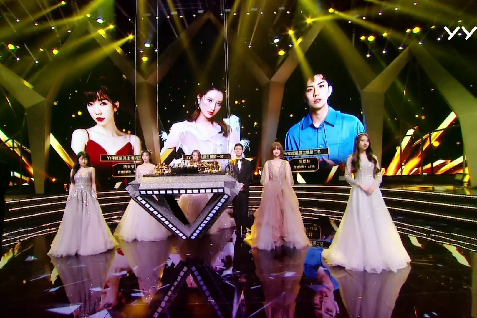 爱了爱了我爱我的家乡家乡代言人彭尚莹邀您一起品汉中