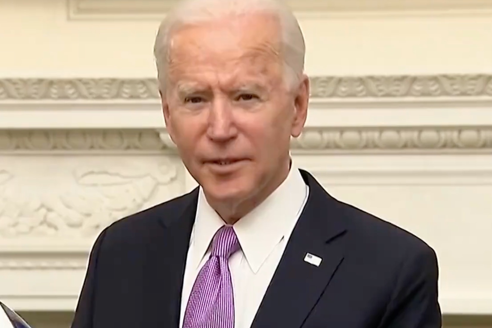 拜登启动战时行动计划百日内接种一亿剂新冠疫苗