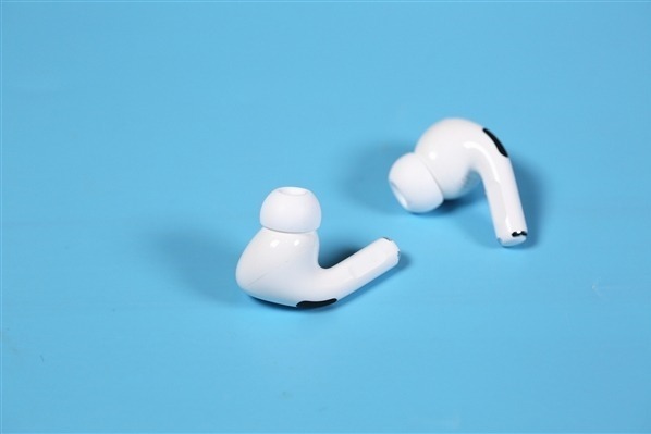 新款AirPods Pro曝光：完全取消耳机柄