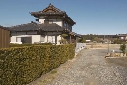 漫步日本乡村，在成田火车站下车，看看日本偏僻的农村模样