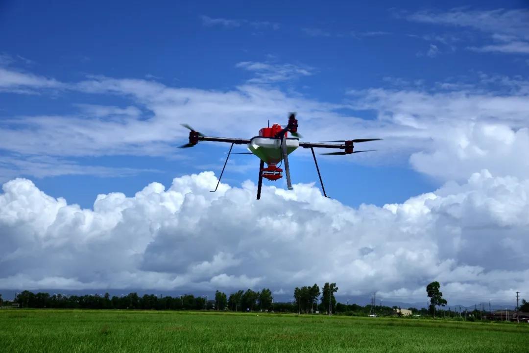 智慧农业时代,无人机成为新农人标配