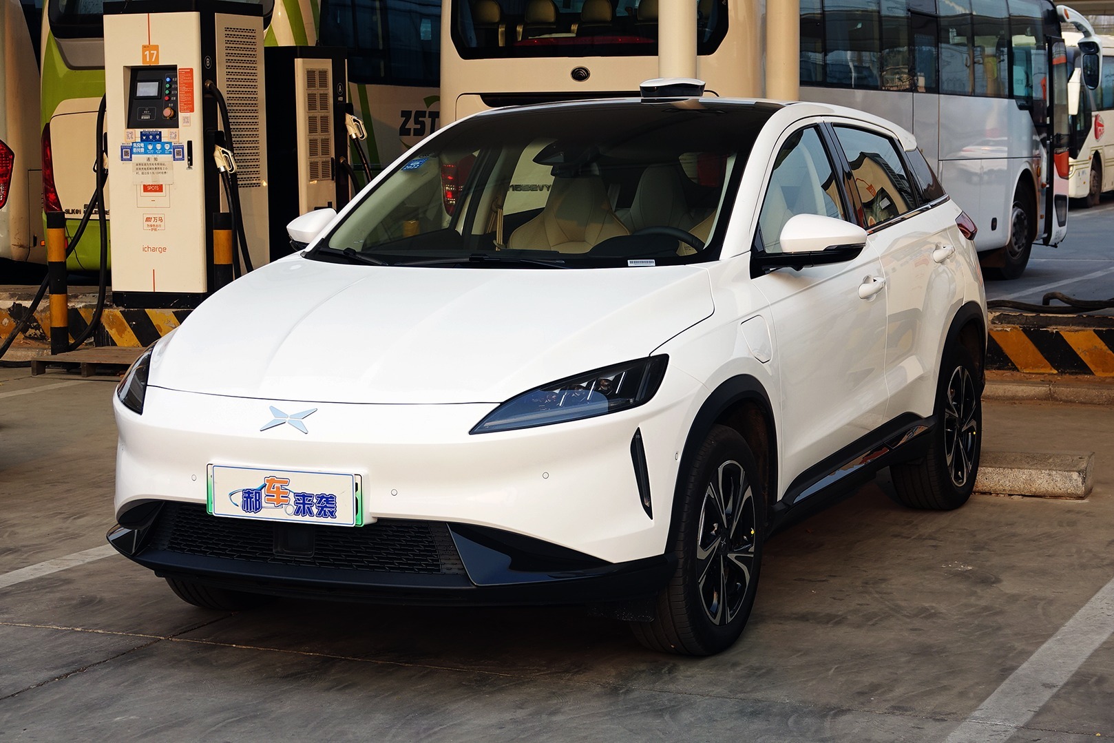 新车全系直降12万为何首选520i中配版小鹏汽车g3值得买么