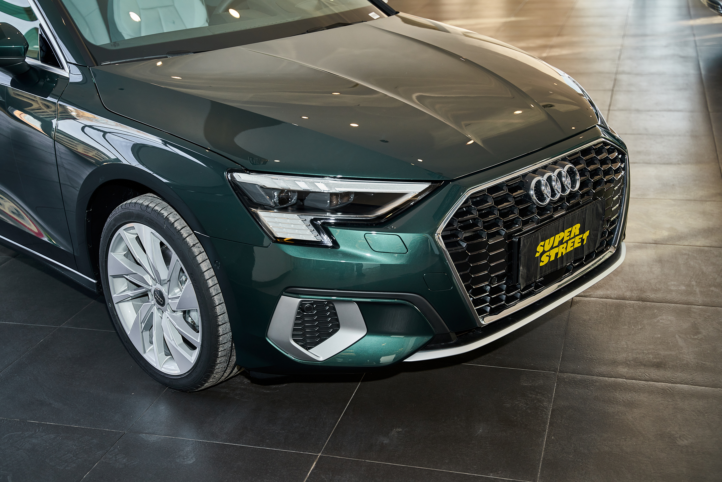 z世代精致boy 全新奥迪a3l limousine