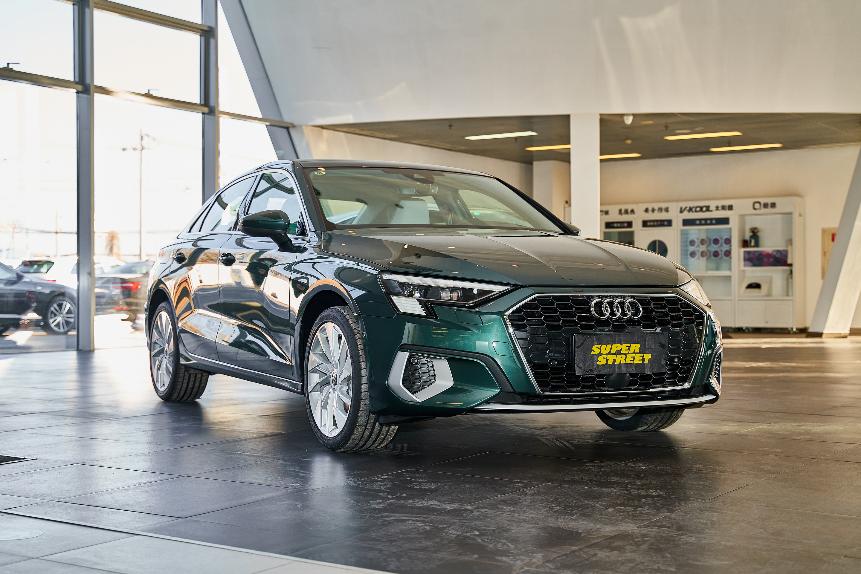 z世代精致boy 全新奥迪a3l limousine