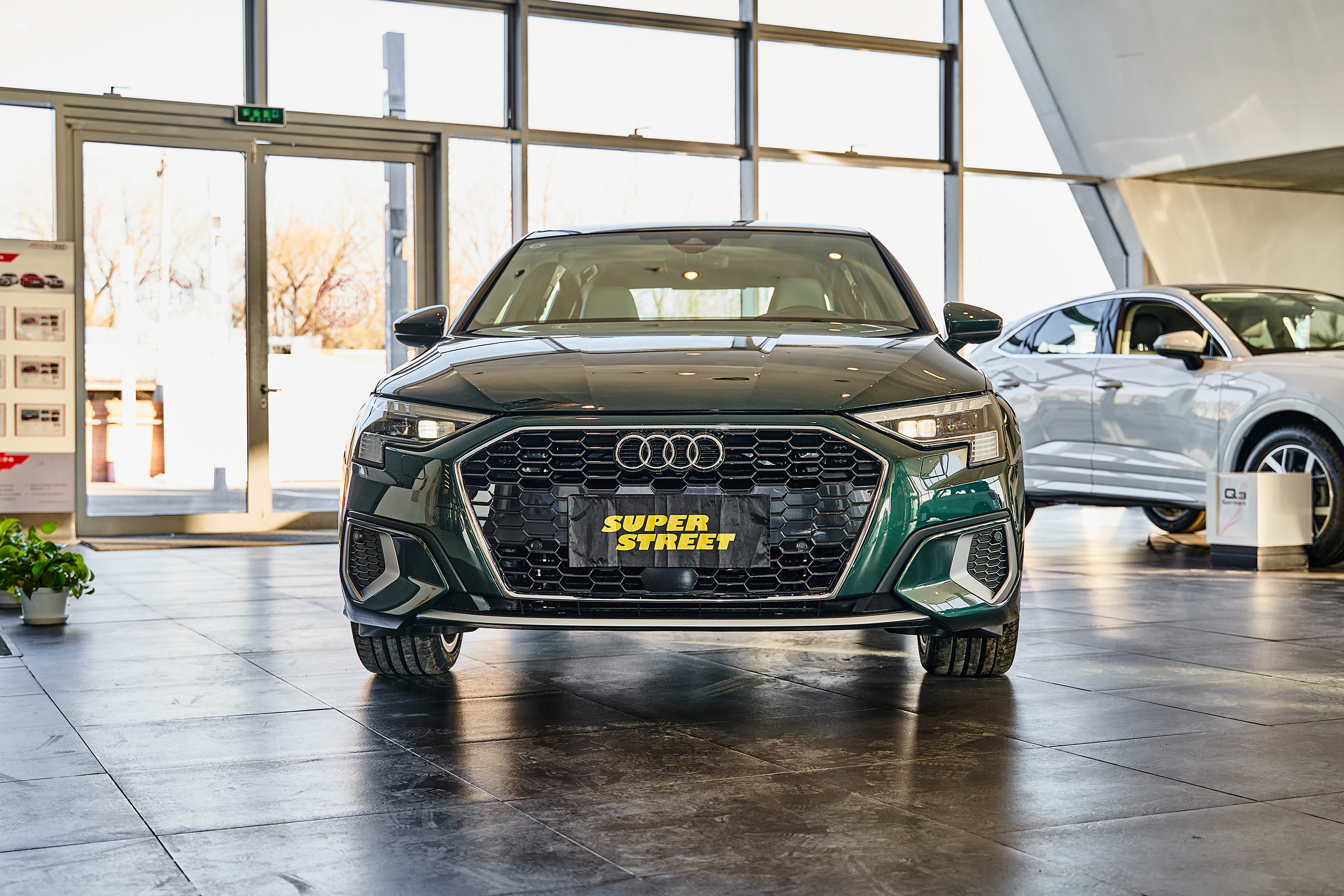 z世代精致boy 全新奥迪a3l limousine