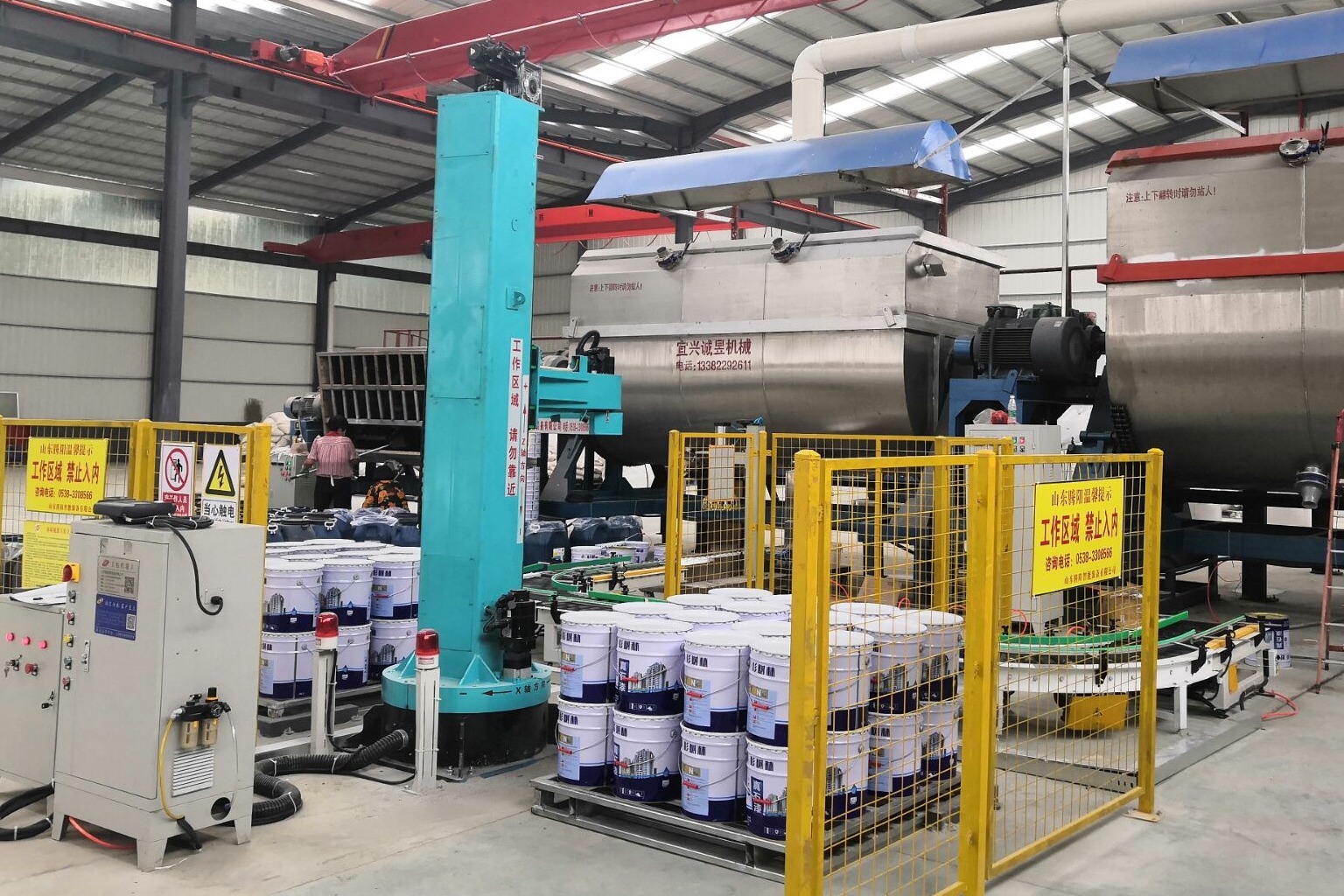 立柱机器人码垛涂料桶