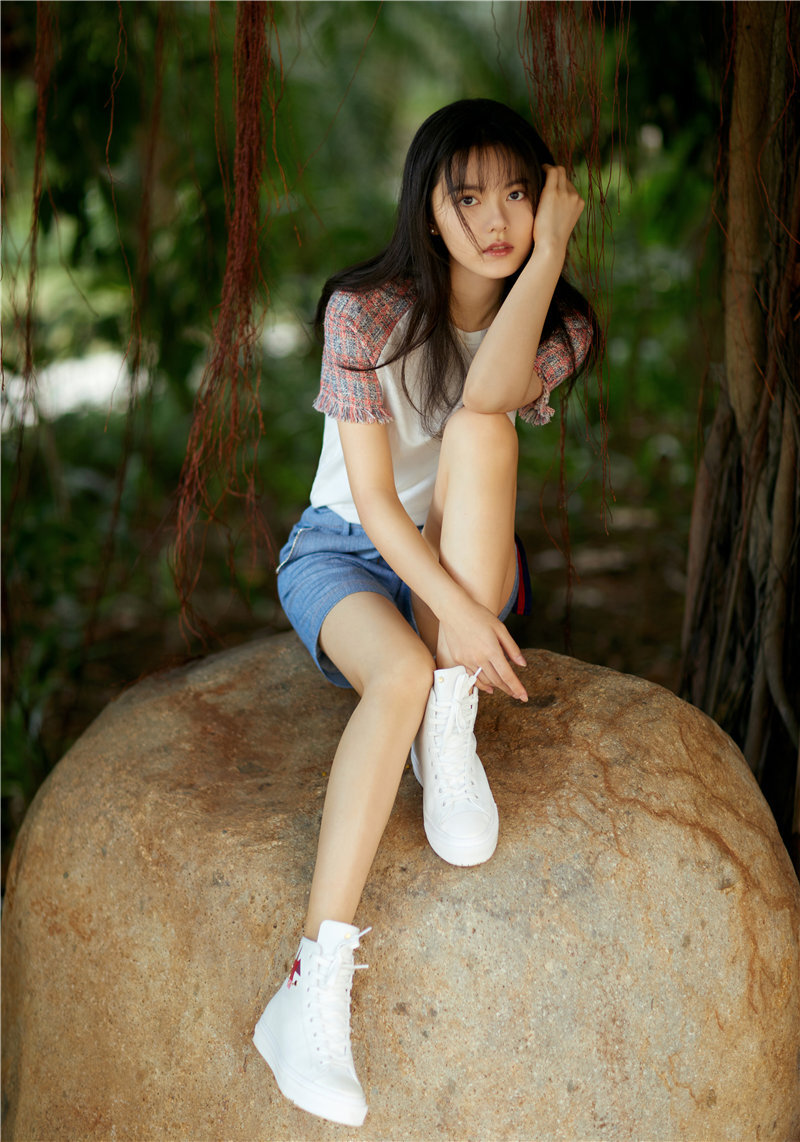 赵今麦胶片写真曝光甜味少女假日惬意