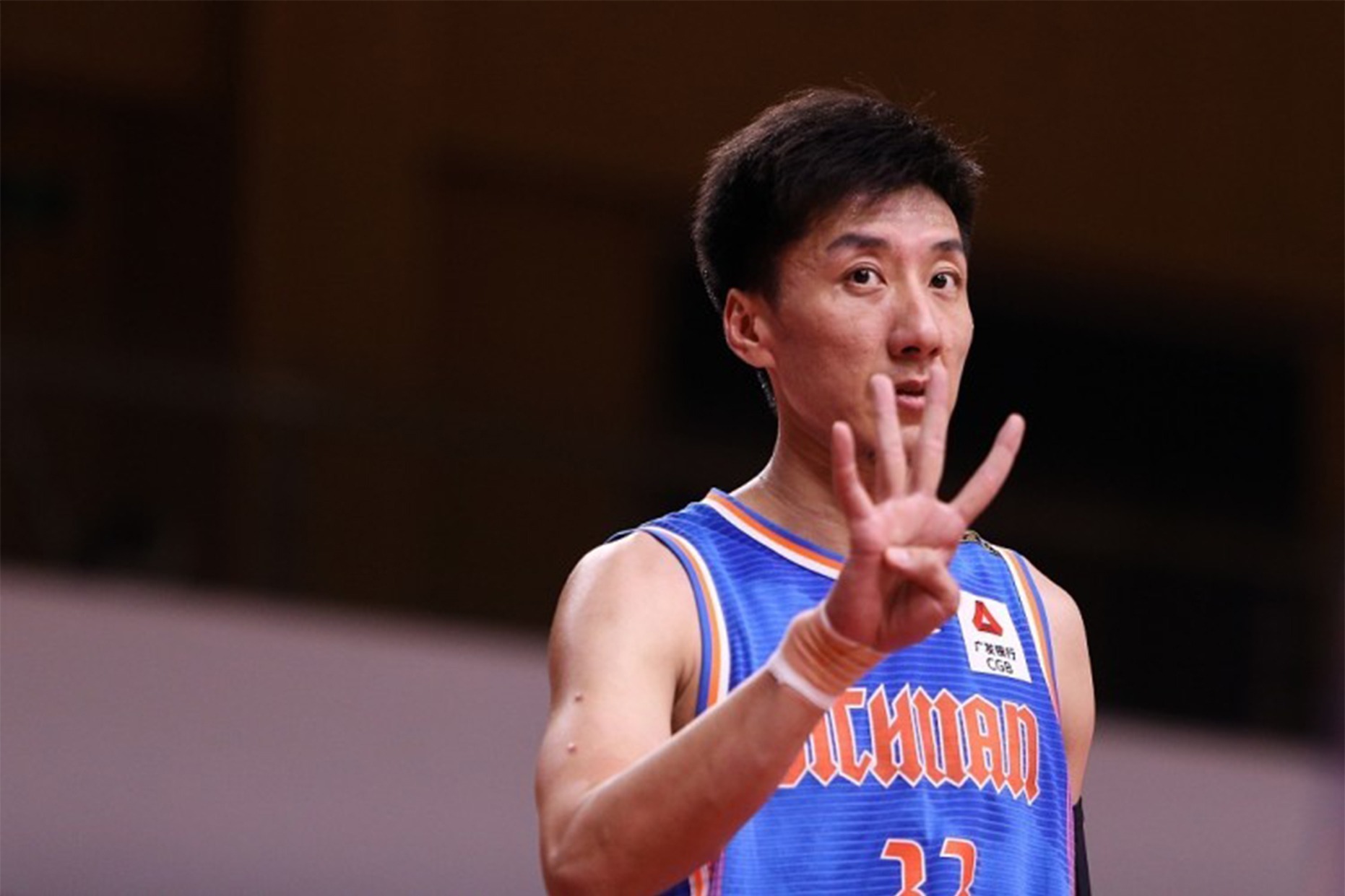 四川男篮本赛季异军突起34岁老将功不可没!韩硕:年龄只是数字!