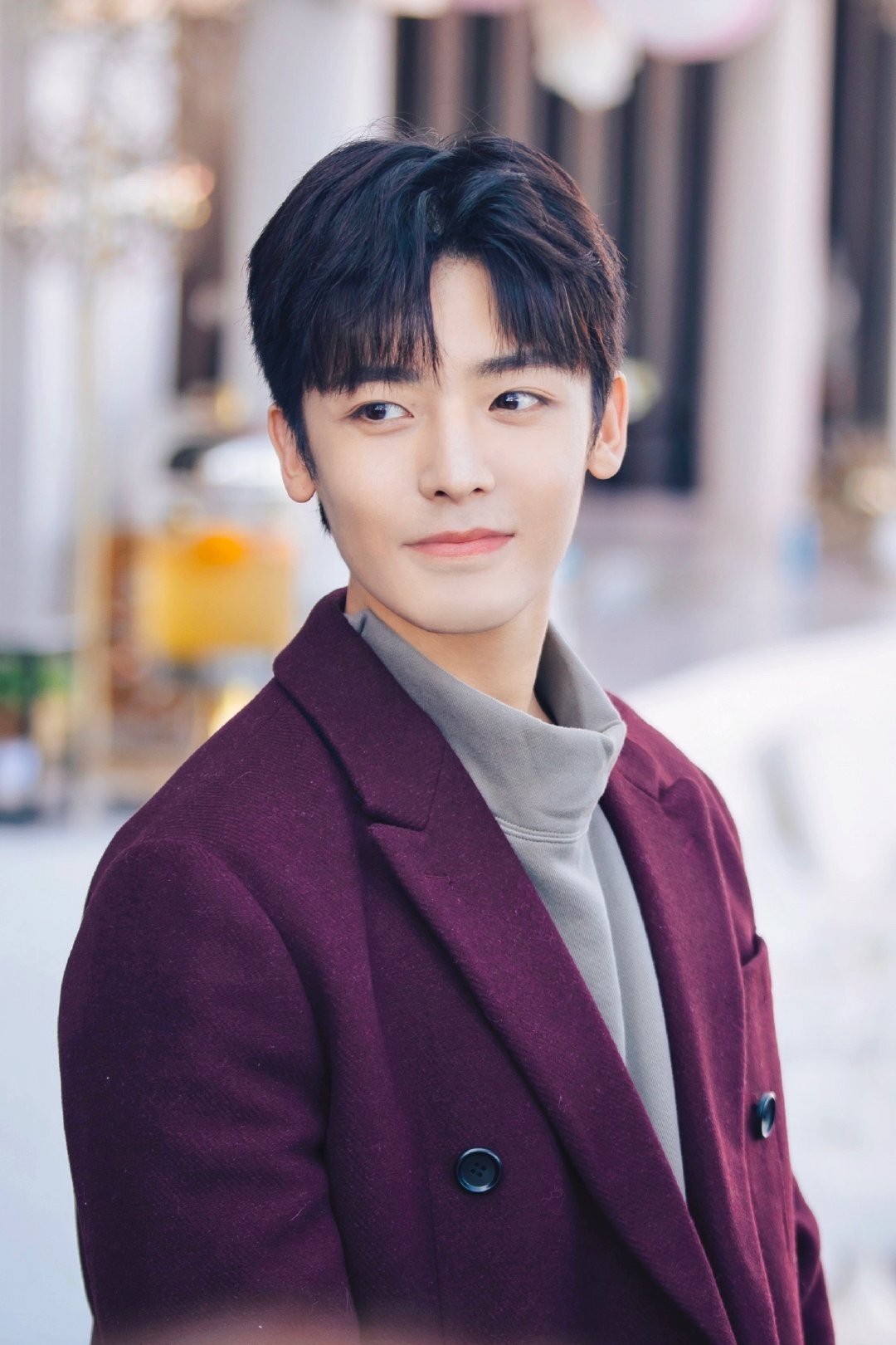 侯明昊《平行时空遇见你》圆满收官 自创短剧收获颇丰