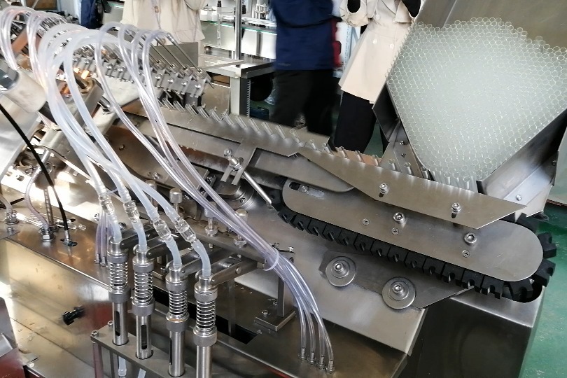 10ml直管瓶安瓿拉丝灌封机 水针剂安瓿拉丝灌封机