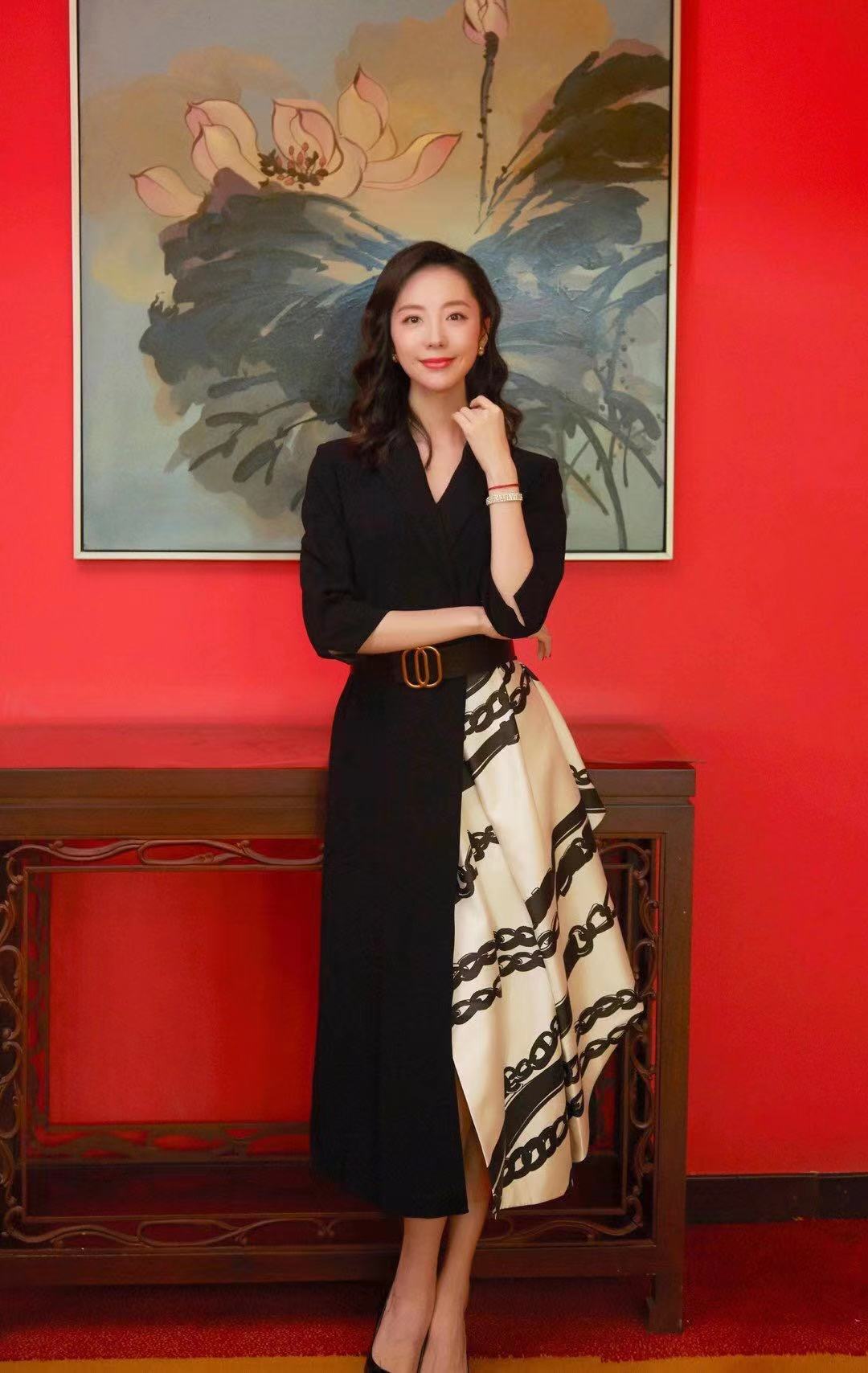 树榜样扬正气青年演员陶珞依当选德艺双馨公益人物