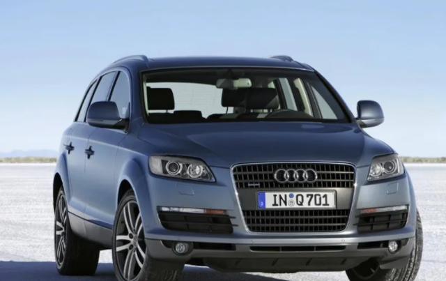 第一代奥迪q7