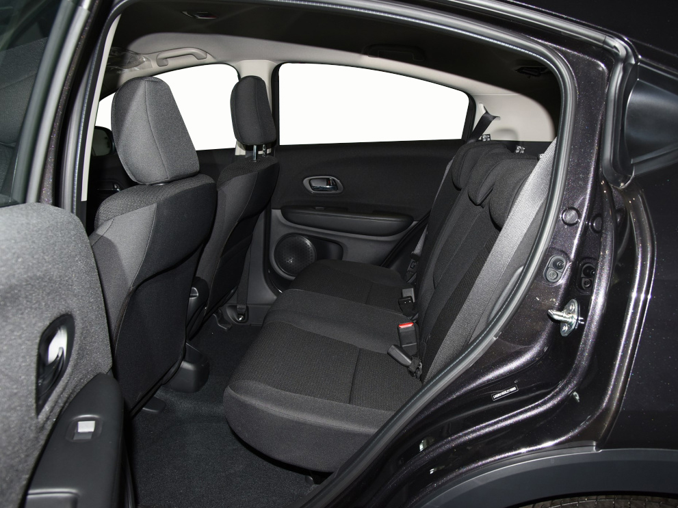 快乐加倍起亚智跑教你花小型suv的钱买紧凑型suv