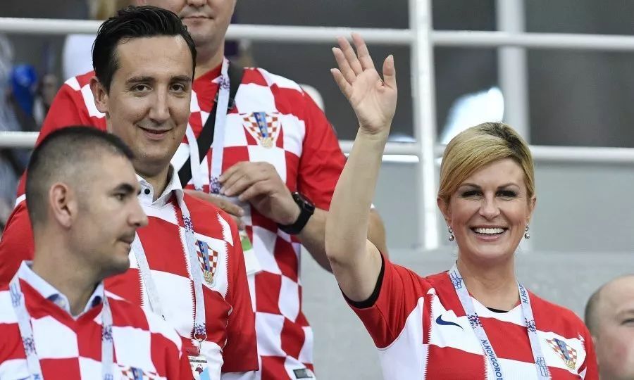 身穿比基尼的克罗地亚女总统,惊艳全世界!