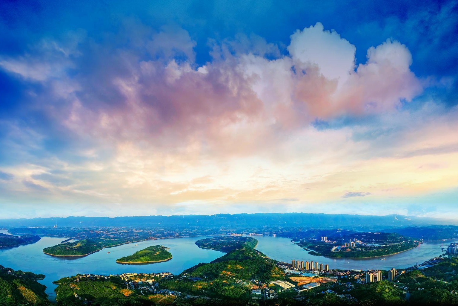 视频丨重庆打造世界级城市名片“三峡库心·长江盆景”