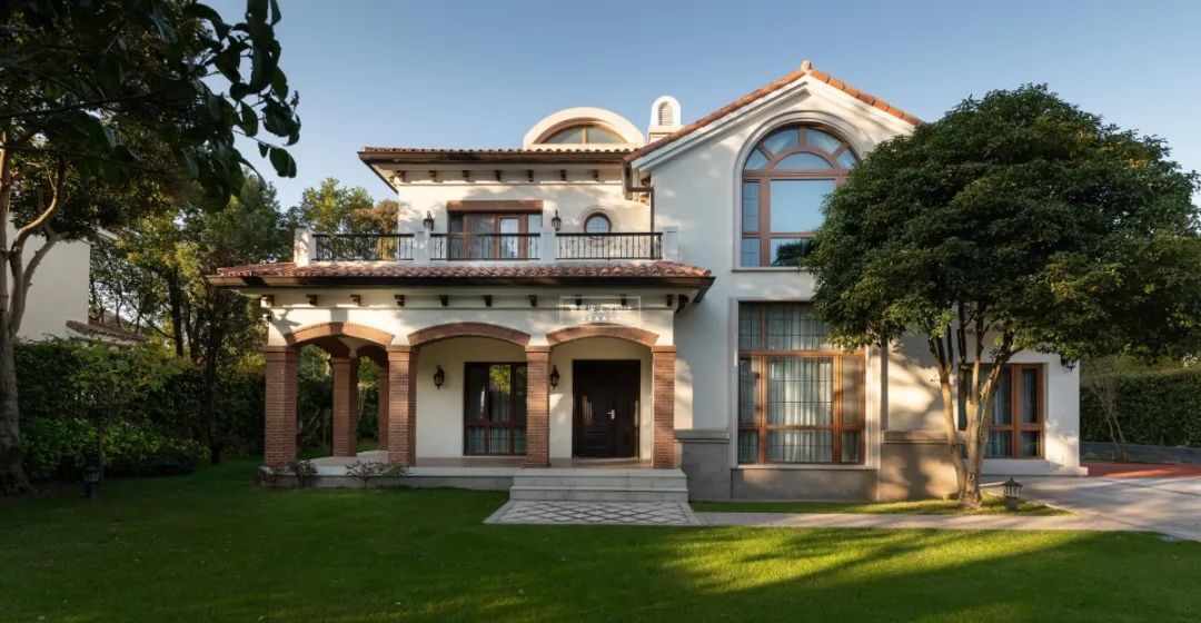 location - | 上海 西郊古北国际别墅- house area - | 面积 330㎡