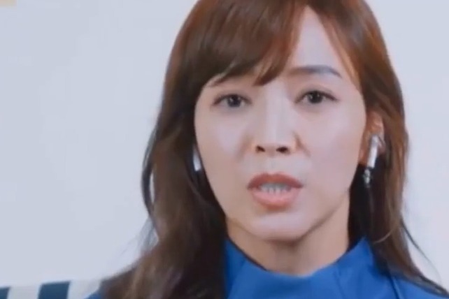 昔日分手周杰伦痛哭，侯佩岑罕谈前任：谁都有过去